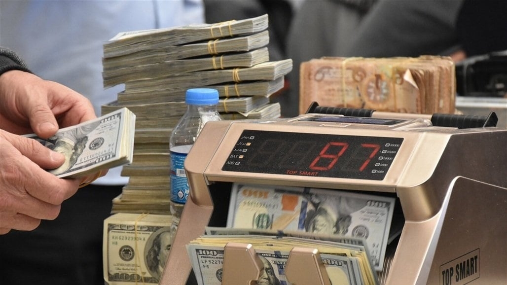 ما علاقة امريكا برفع سعر الدولار في العراق؟