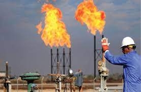 رويترز: انتاج العراق النفطي في يناير انخفض 100 ألف برميل يوميًا