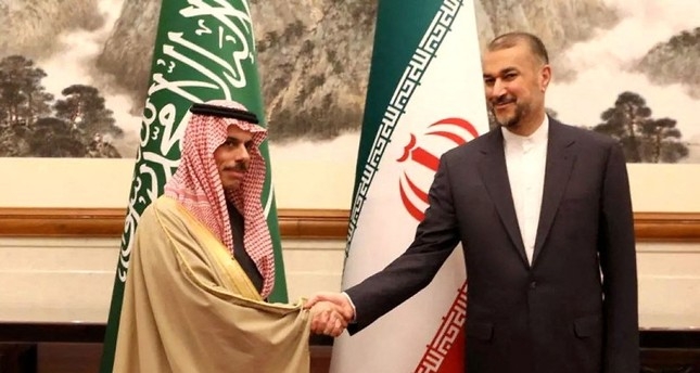 وفد إيراني في السعودية لإعادة فتح السفارة