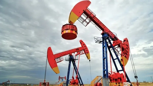 اسعار النفط ترتفع وبرنت يسجل 85.55 دولاراً للبرميل