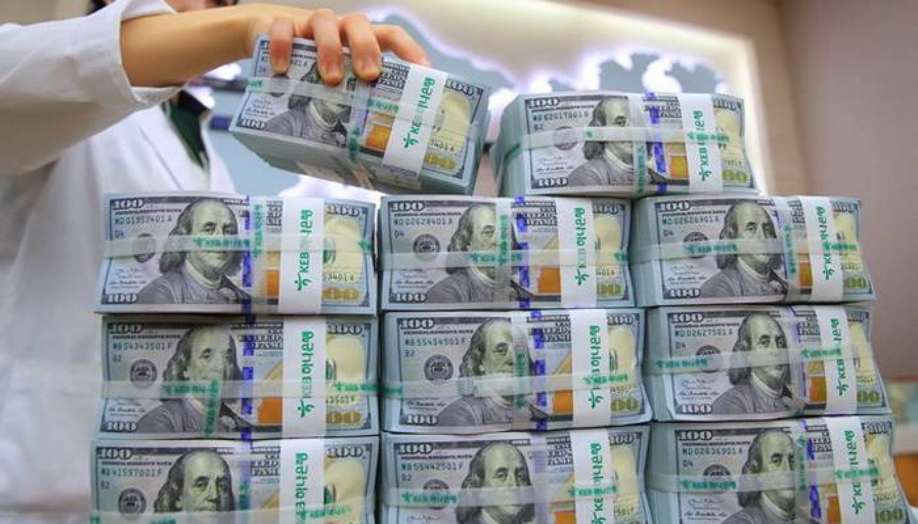 مصرف أهلي أردني يستحوذ على 640 مليون دولار من أصل 800 ضمن مبيعات مزاد العملة العراقي