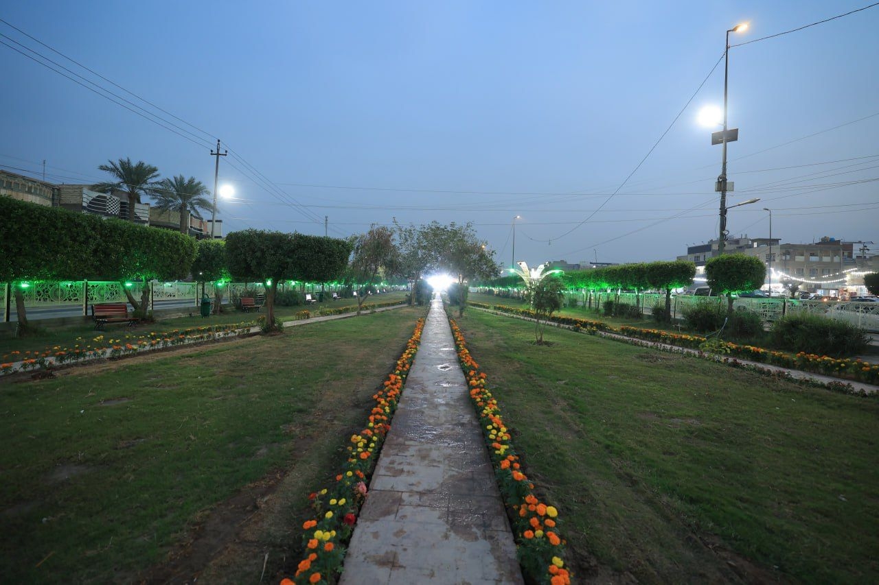 صور ليلية من العاصمة.. افتتاح ثلاث حدائق جديدة بجانب الرصافة بمساحة 16 دونمًا