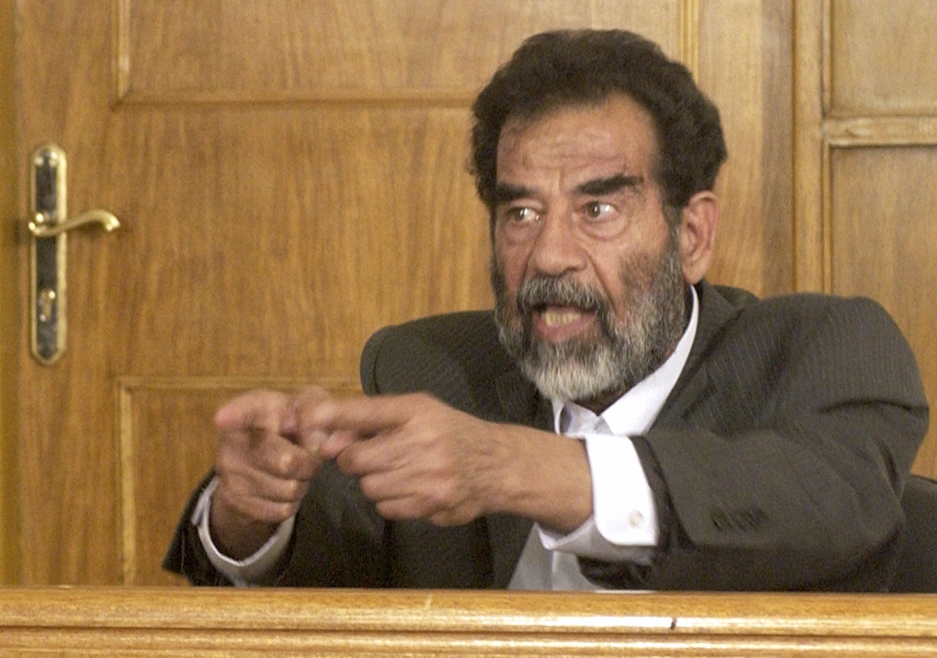 رؤية في المنام تدفع صدام حسين للاختباء بمنزل مواطن 9 أشهر