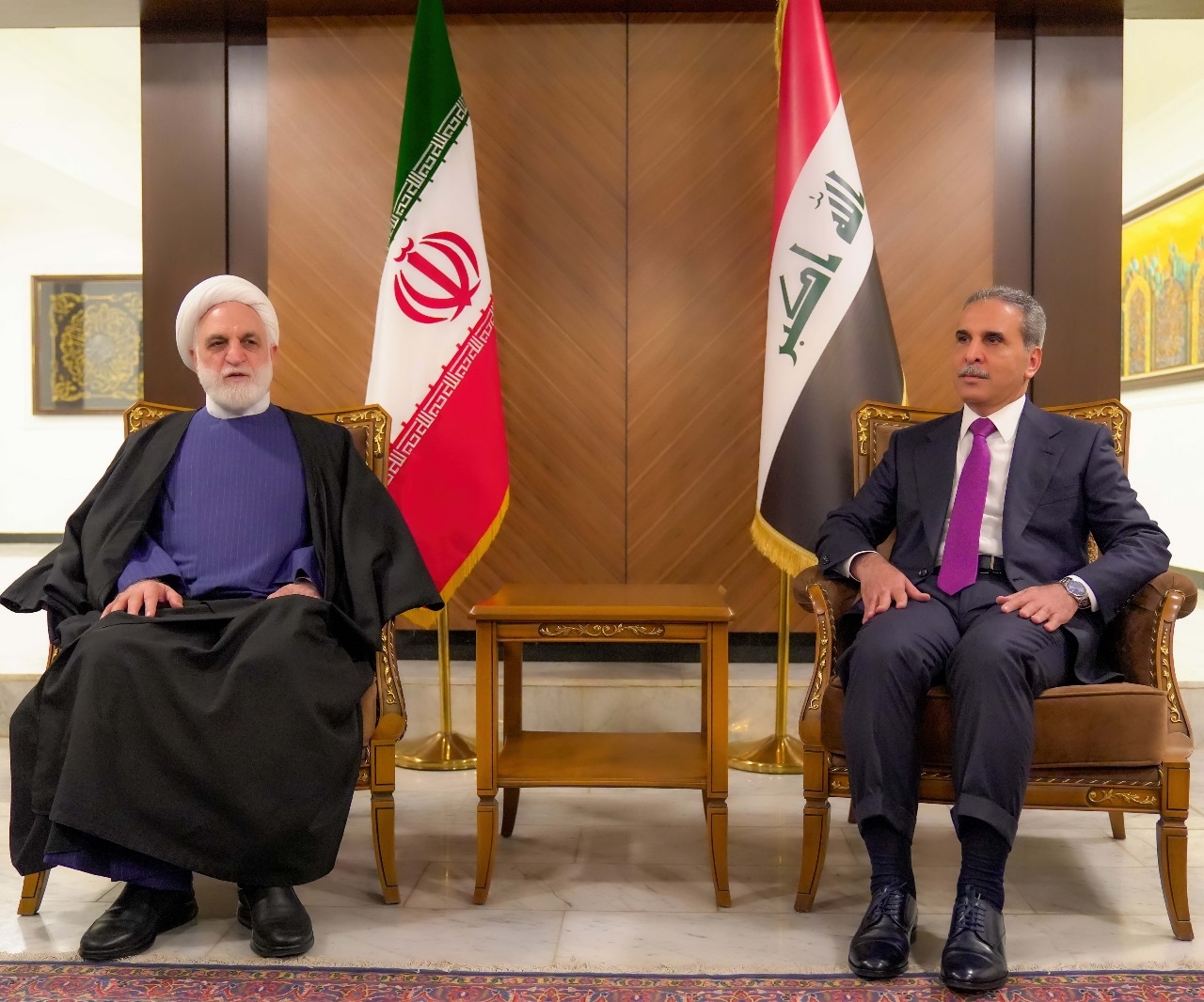 القاضي زيدان ورئيس السلطة القضائية الإيرانية يبحثان تعزيز التعاون القضائي والقانوني
