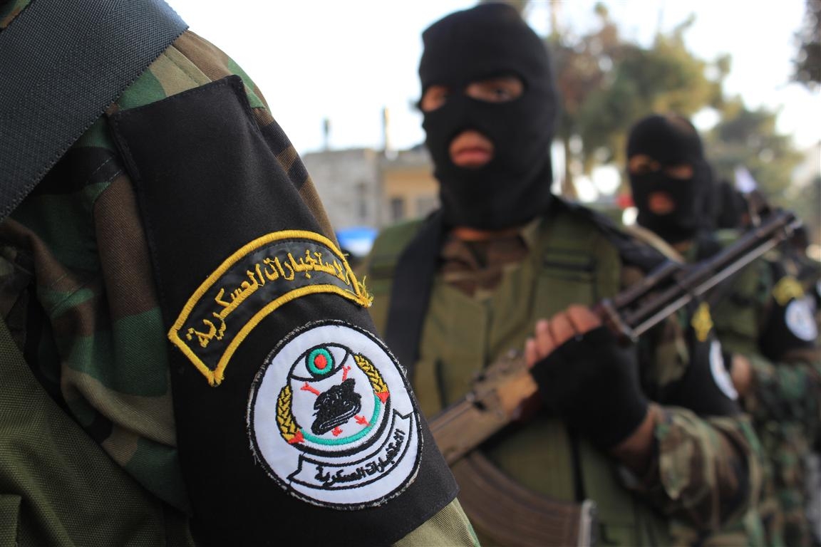 ثلاثة إرهابيين من داعش بقبضة الاستخبارات العسكرية في نينوى وكركوك