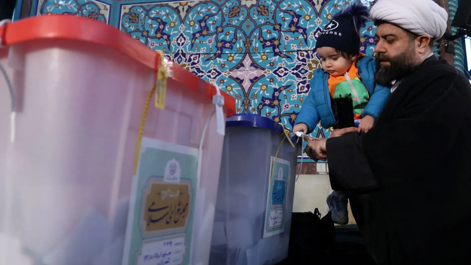 انتخابات مجلس الشورى والقيادة في إيران.. ما تأثيرها على الوضع العراقي؟ - عاجل
