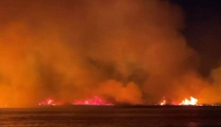 حريق كبير بمنطقة بشنه في قضاء حديثة بمحافظة الانبار