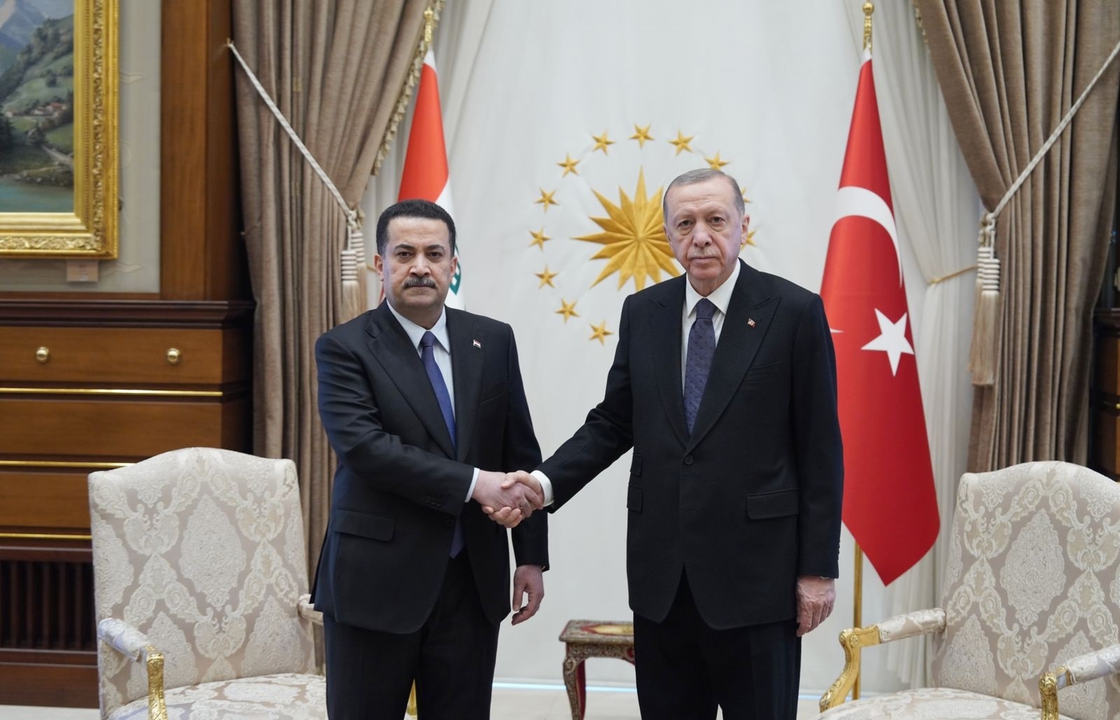 دعوات لاستغلال زيارة أردوغان إلى العراق.. ومختص يوجه رسالة للحكومة