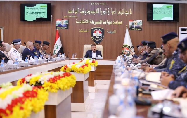 وزير الداخلية يعقد مؤتمراً أمنياً في الحويجة ويصدر توجيهًا للضباط