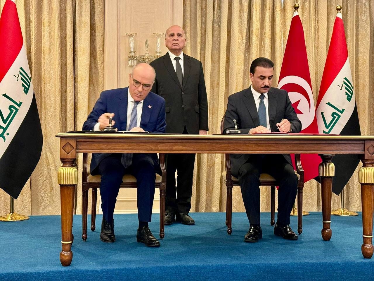 العراق وتونس يوقعان 9 بنود شاملة للبرامج التربوية