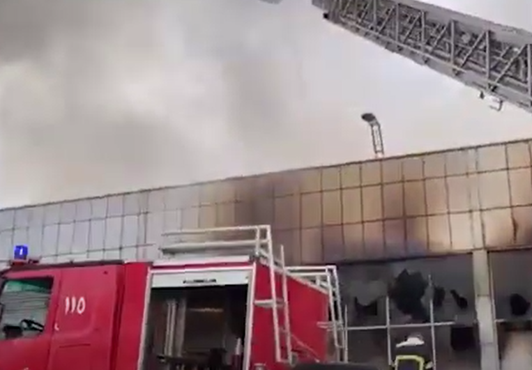 اندلاع حريق داخل مخزن للالبسة في حي نوسراوة بأربيل