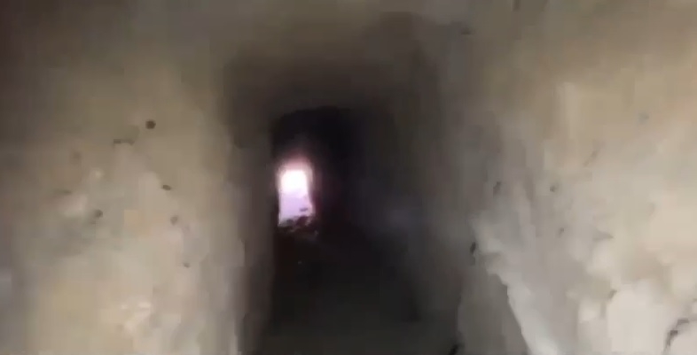 ضبط نفق تحت الأرض بطول 200 متر تابع لداعش في نينوى (فيديو)