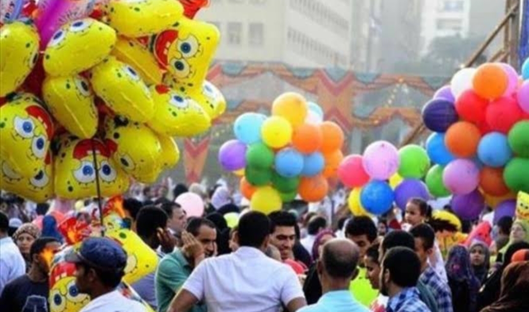 رغم المشاكل.. العراقيون يعيشون اجواء العيد وفقا لتقاليدهم